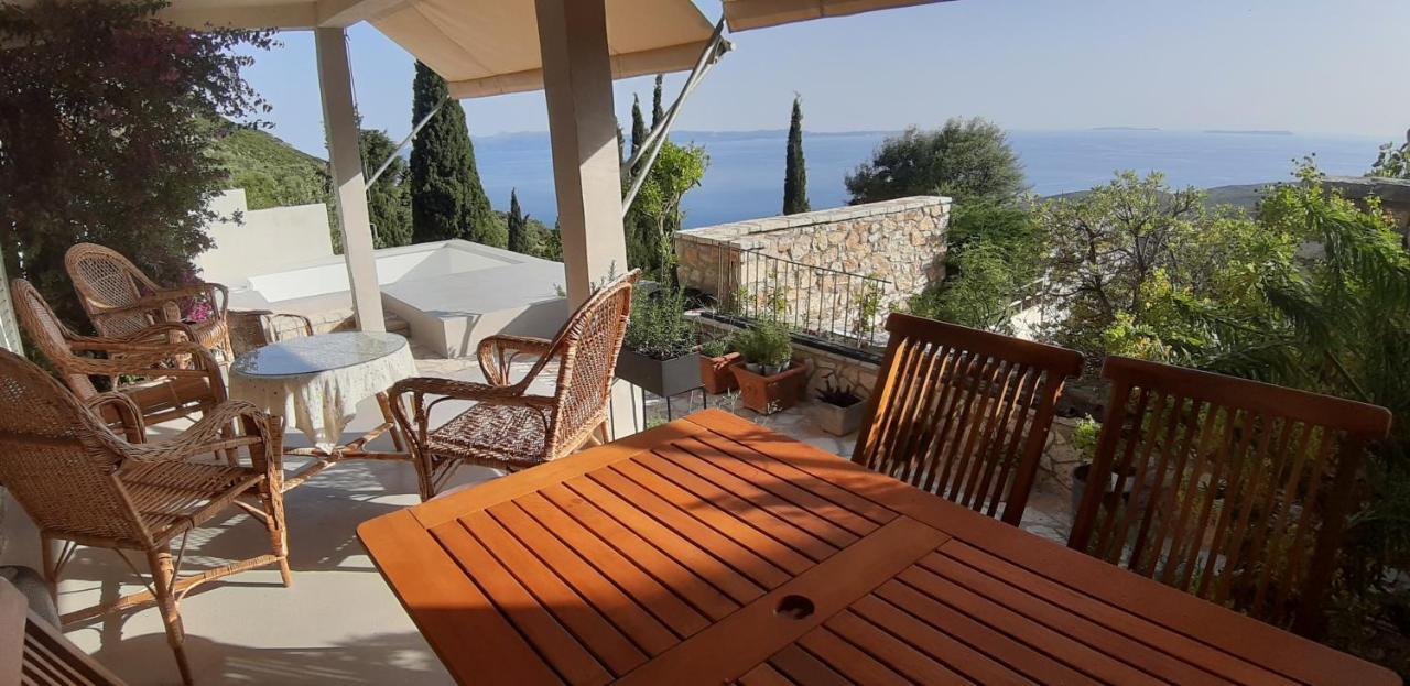 Les Villas De Qeparo Luaran gambar