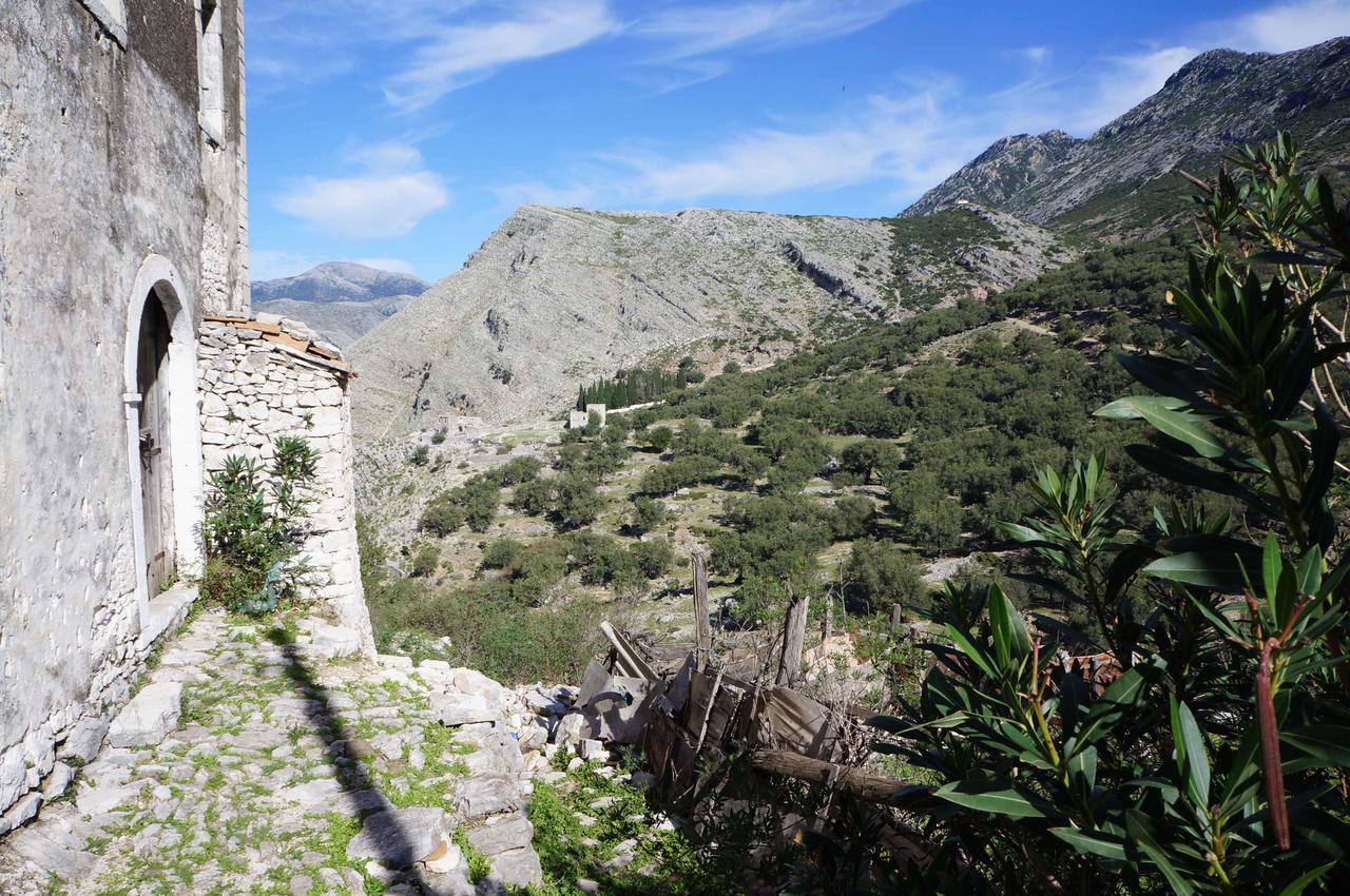 Les Villas De Qeparo Luaran gambar